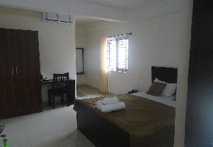 Siri Delight Rooms and Service Apartment / Similar